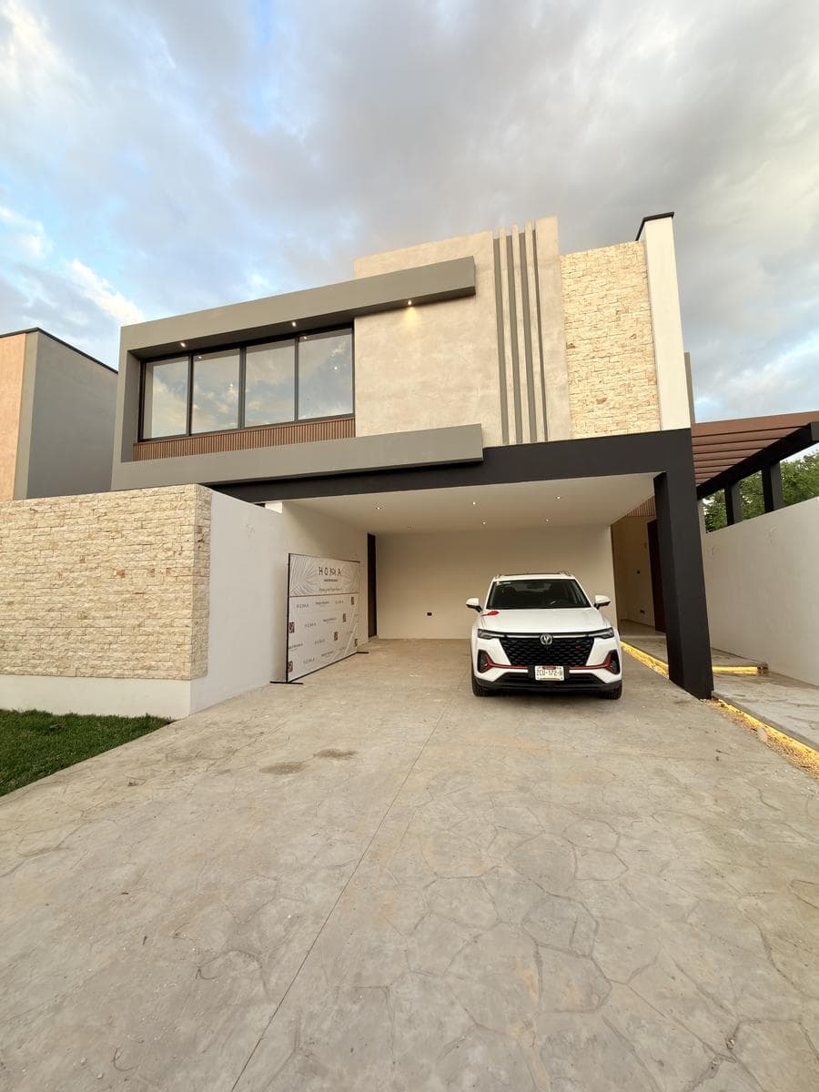 House for Sale in Cholul, Mérida, Yucatán