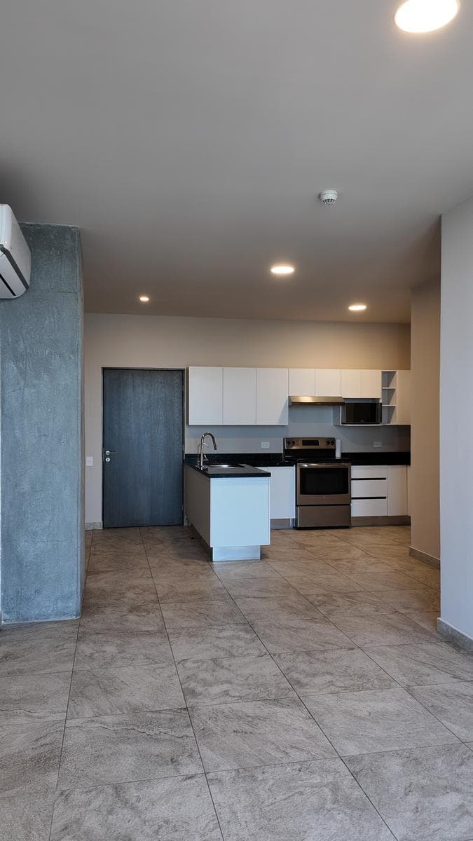 FOR SALE: Partially Furnished Apartment in TORRE REPÚBLICA in DOWNTOWN MONTERREY - 2 Bedrooms | 82 M2