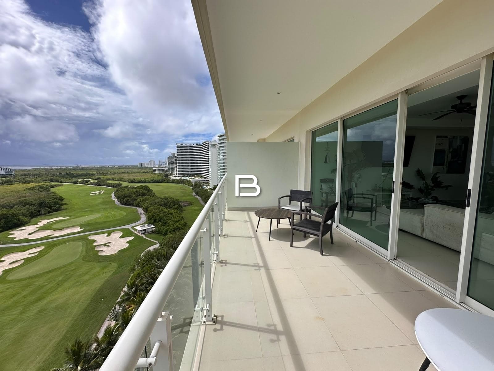 Departamento en Puerto Cancún