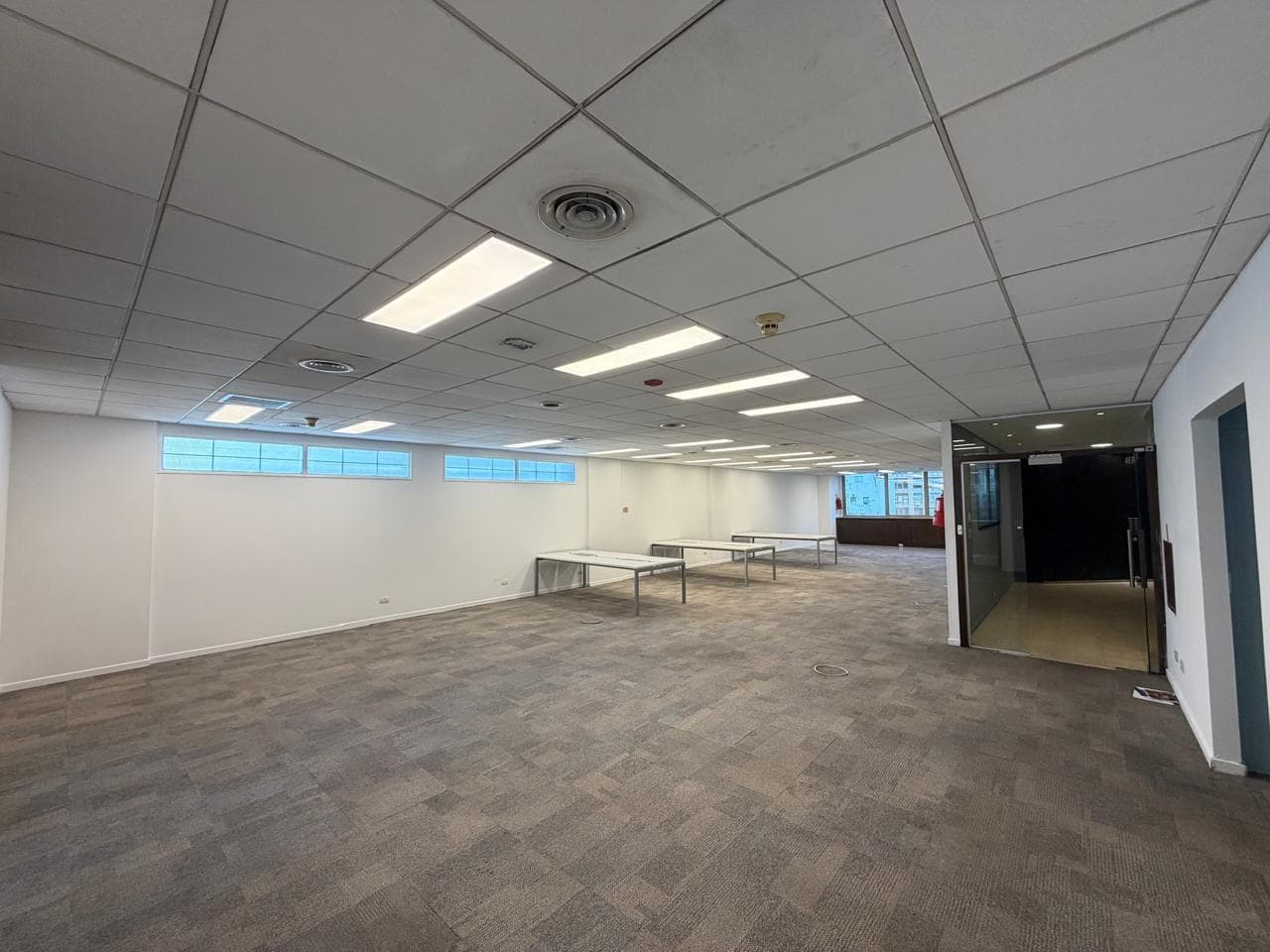 Oficina en alquiler - 226 m2 - 3 cocheras-