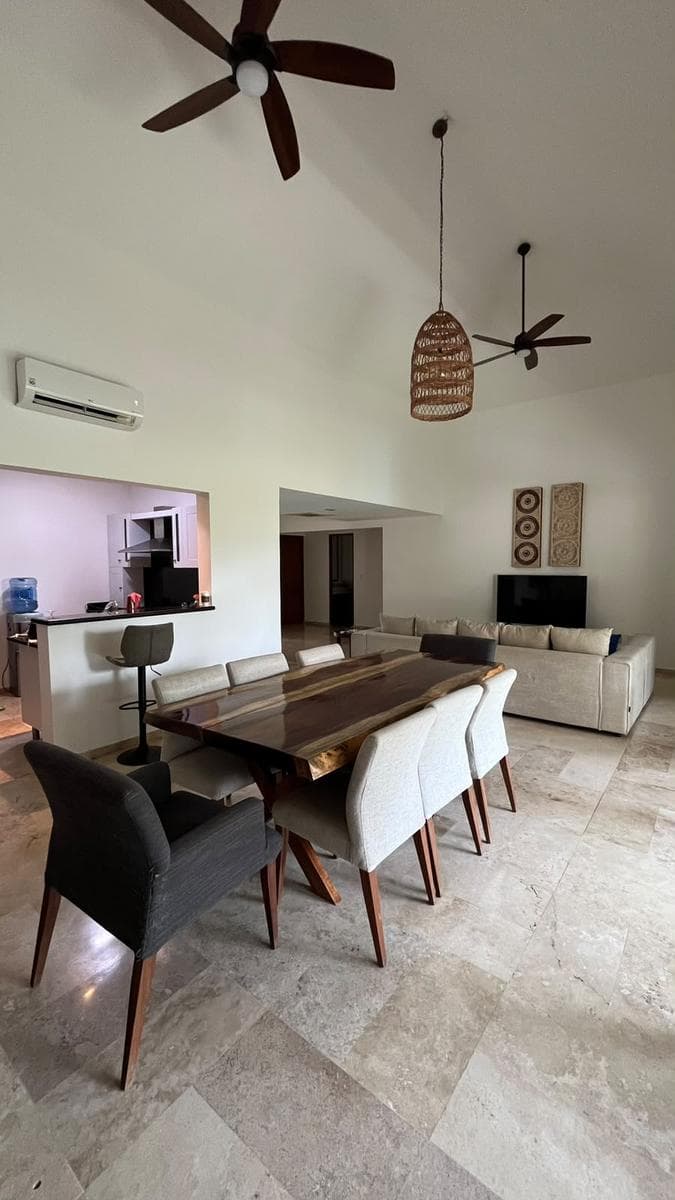 Hermoso departamento amueblado en residencial Isla Dorada, Zona Hotelera