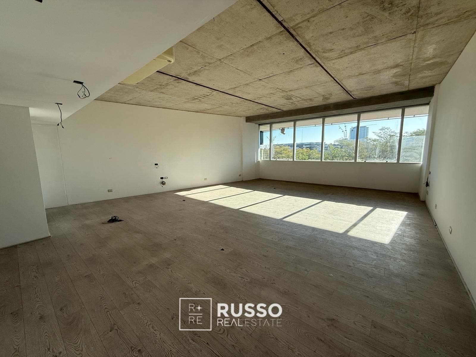OFFICE FOR RENT, 71 M2 - NORDELTA