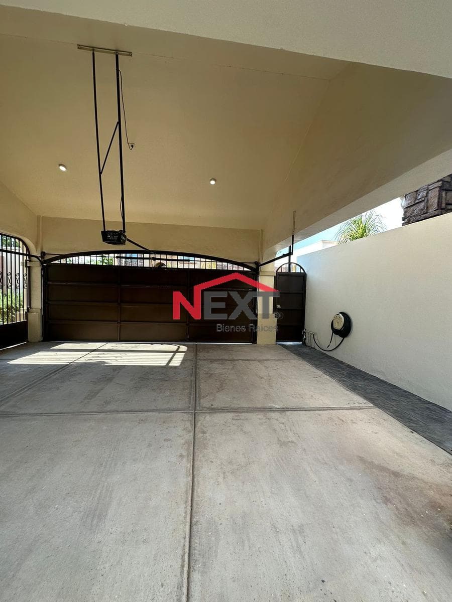 HOUSE FOR RENT IN COMPOSTELA RESIDENCIAL