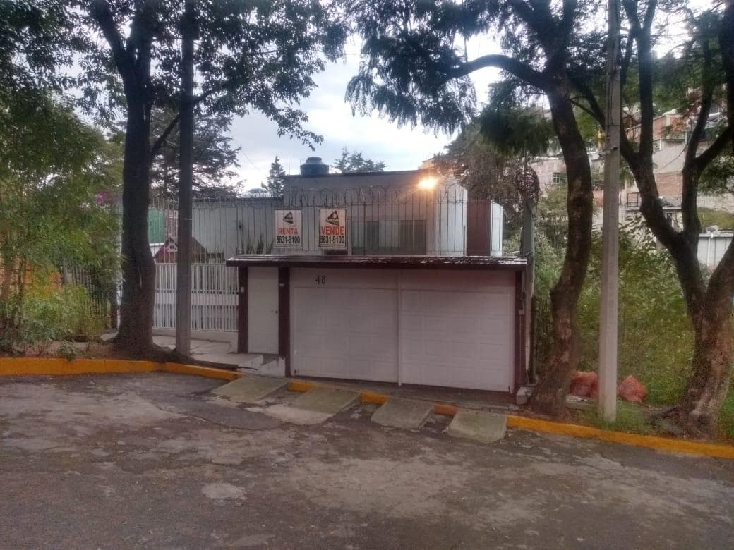 House for Rent in Lomas de las Águilas