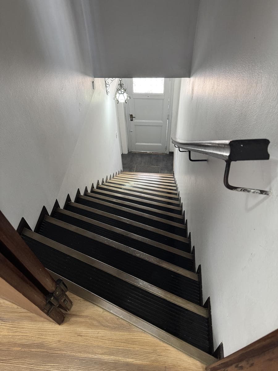 3-bedroom apartment with a balcony and a terrace with a grill in General Paz