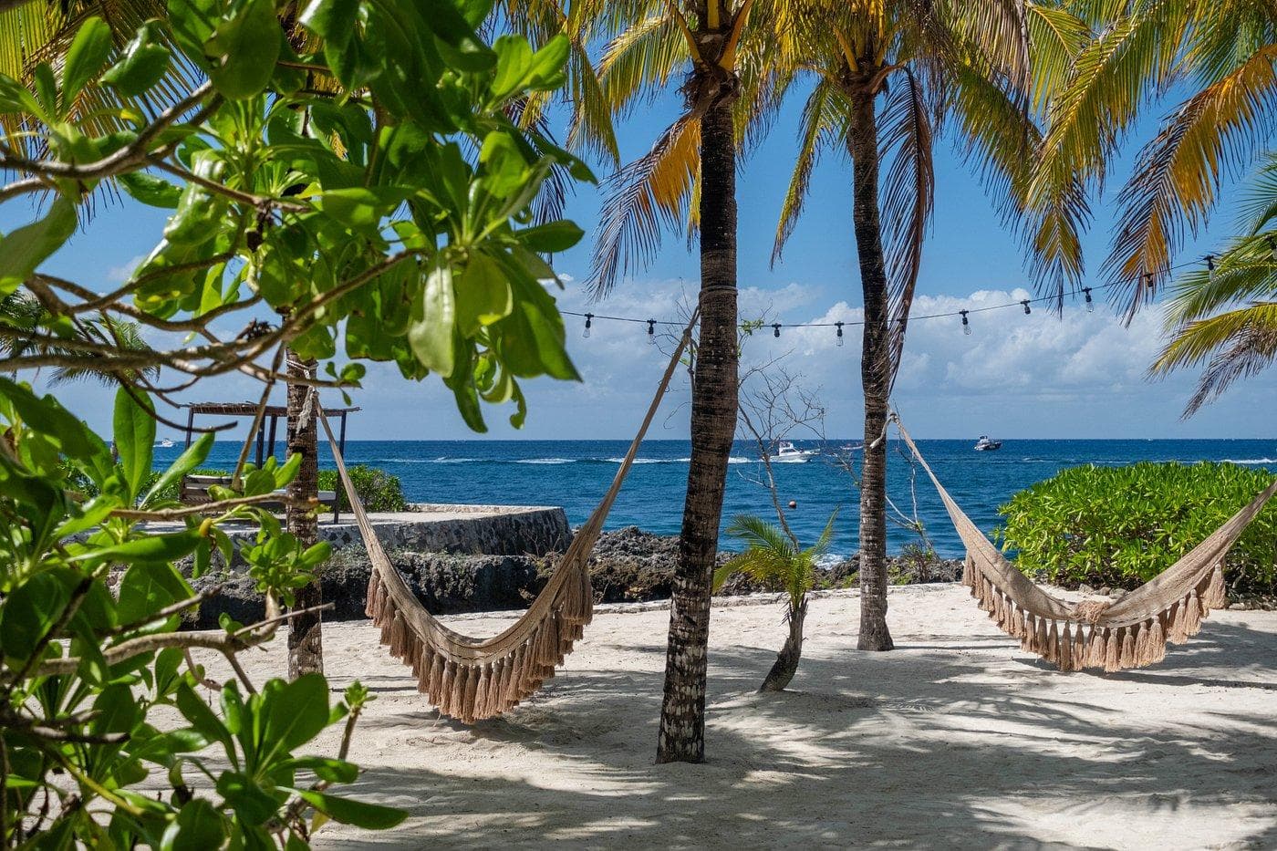 CONDO FOR SALE IN COZUMEL, WITH ACCESS TO A BEACH CLUB