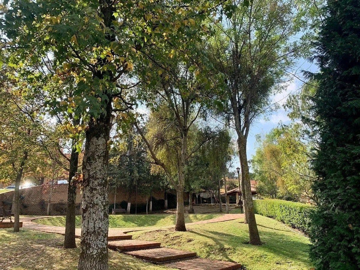 House for Sale in the “LA FRONDA” Horizontal Condominium