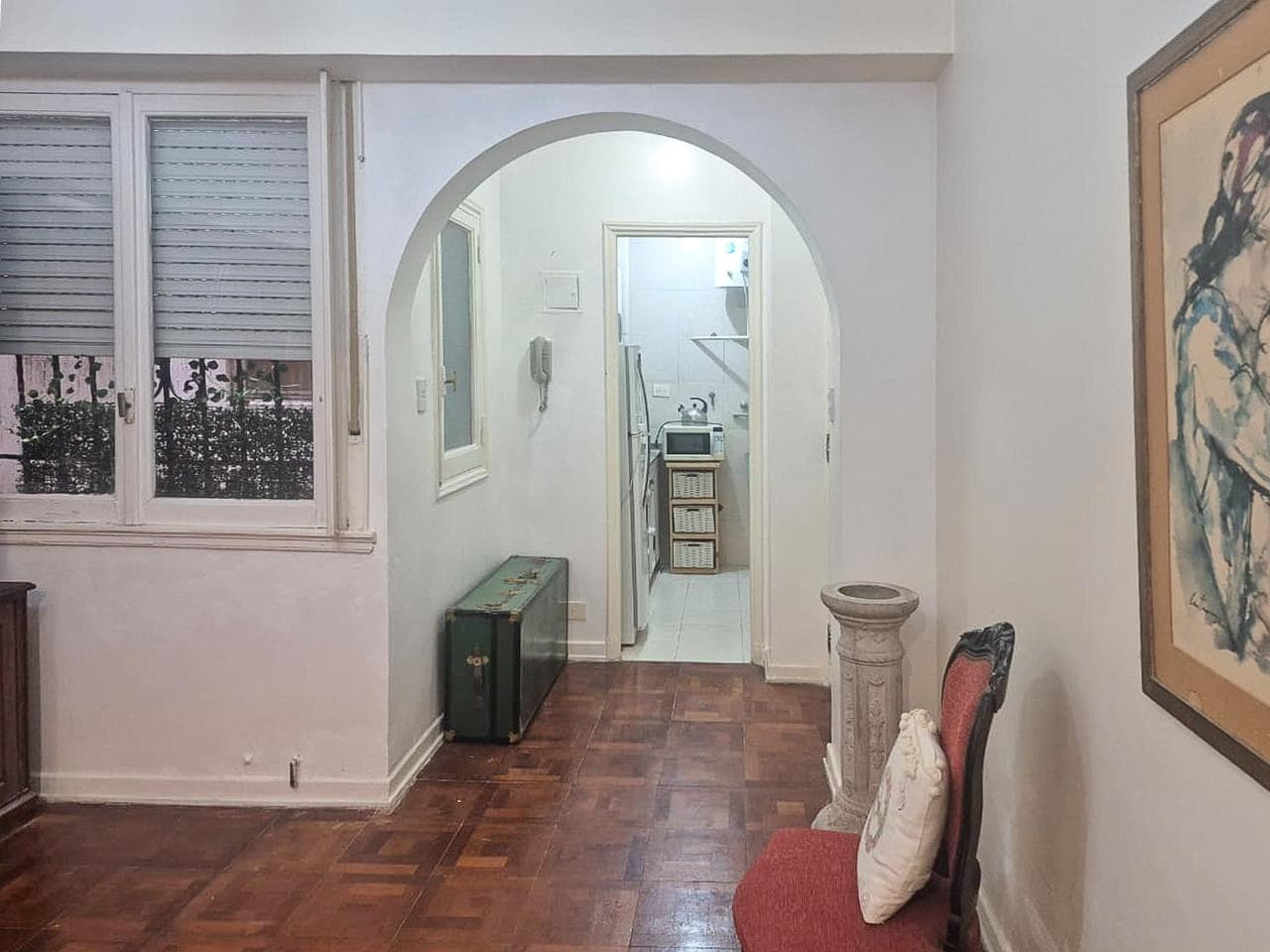 Furnished 2-Bedroom Apartment for Rent, Arenales and Libertad, Recoleta.