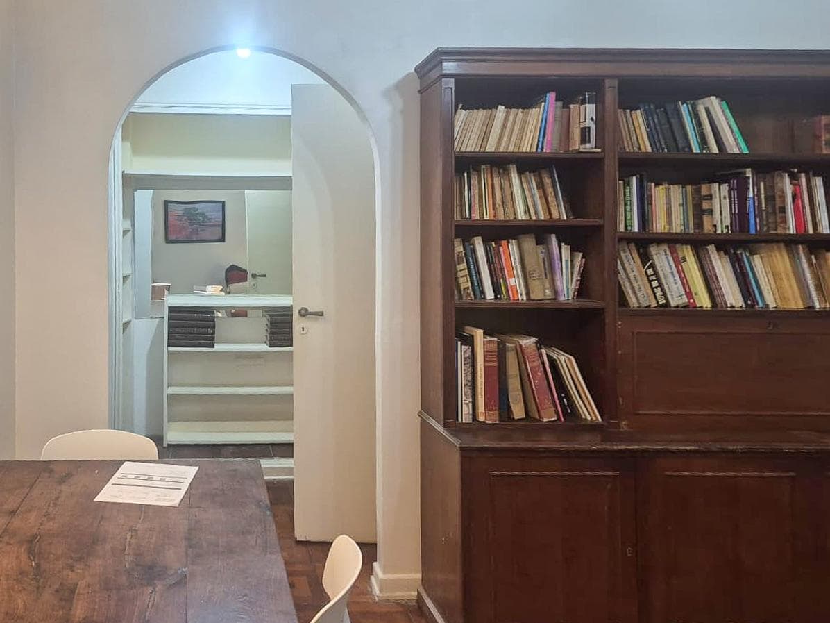Furnished 2-Bedroom Apartment for Rent, Arenales and Libertad, Recoleta.