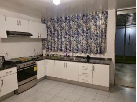 House for sale in Jardines de Churubusco.