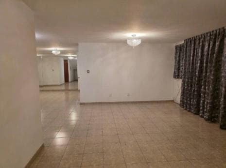House for sale in Jardines de Churubusco.