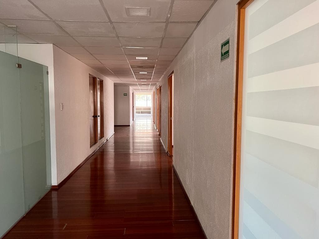 Office for rent in Bosques de las Lomas