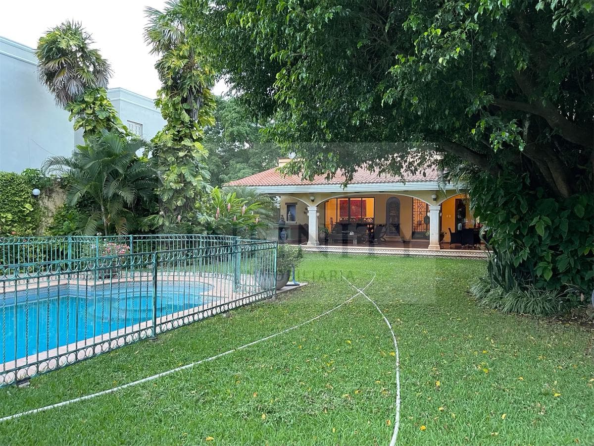 Spectacular home for sale right in the city!!