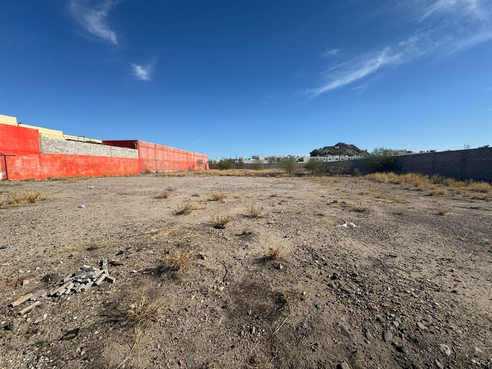 Land for Sale in the Southwestern Part of Vado del Rio, near the corner of Olivares