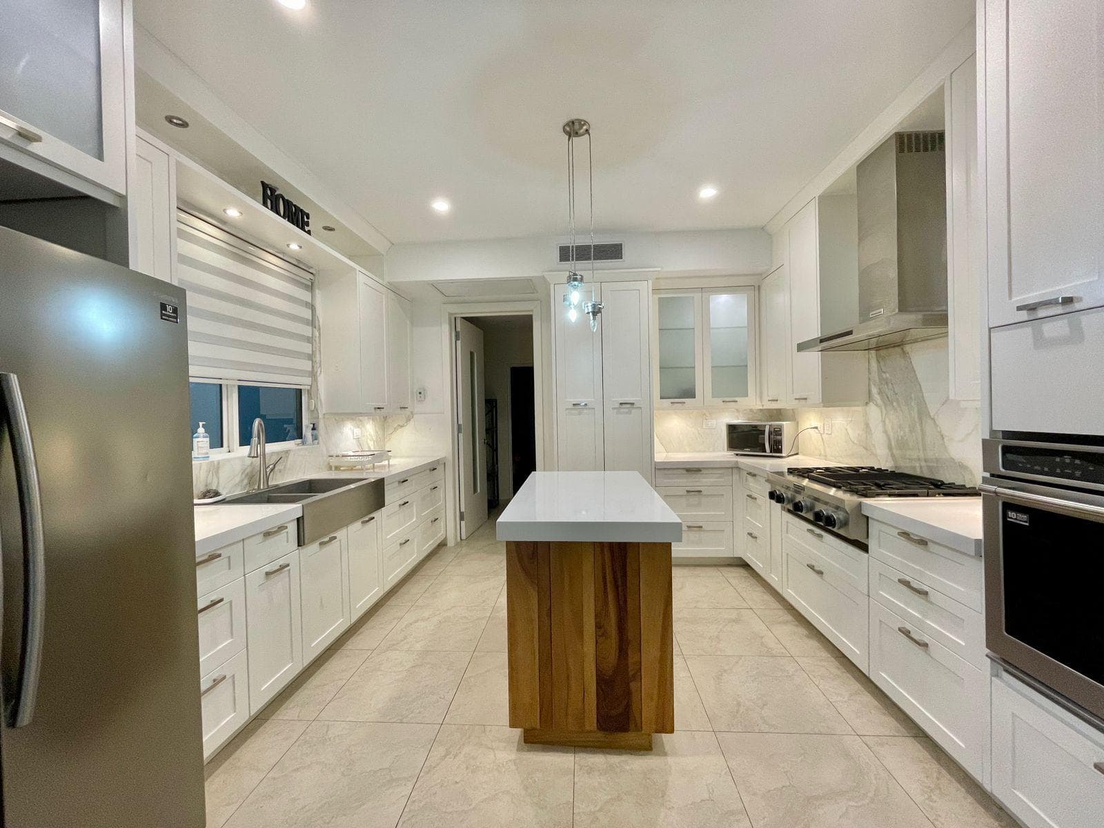 Beautiful house for sale in the Bilbania section of La Rioja Poniente Residential Area