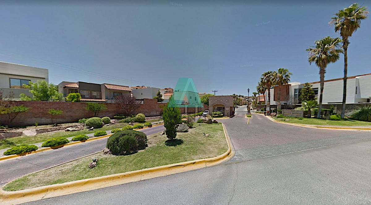 Land Opportunity in Rincon de las Lomas, Slvch