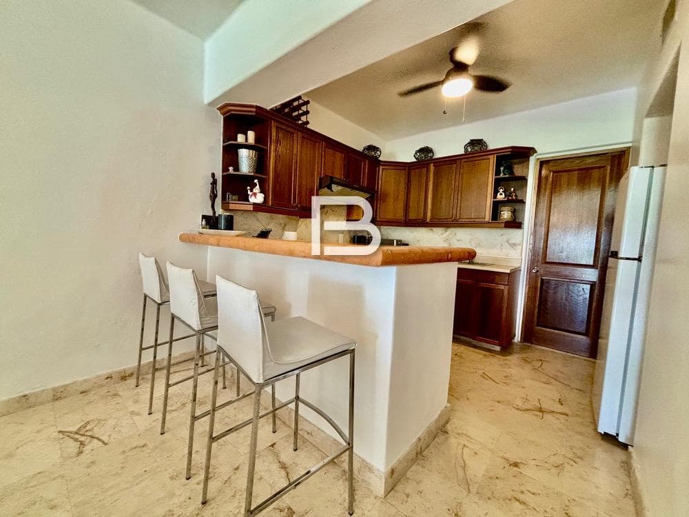 Isla Dorada: Two-Bedroom Furnished Apartment for Rent