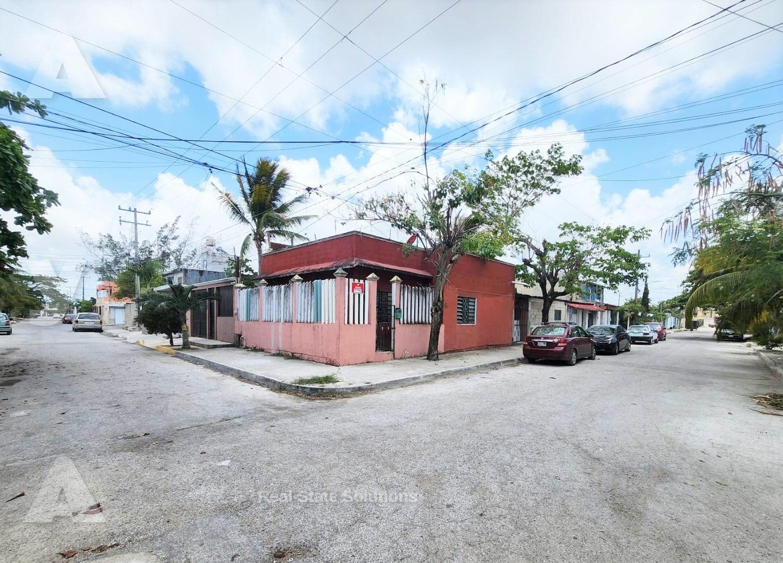 House for Sale, 4 Bedrooms, Corner Lot, Backyard, Region 238, North Cancún