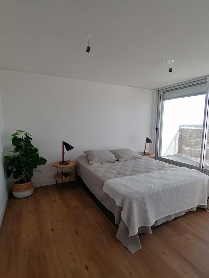 For Sale or Lease: 2-Bedroom Apartment with Terrace in Malvín