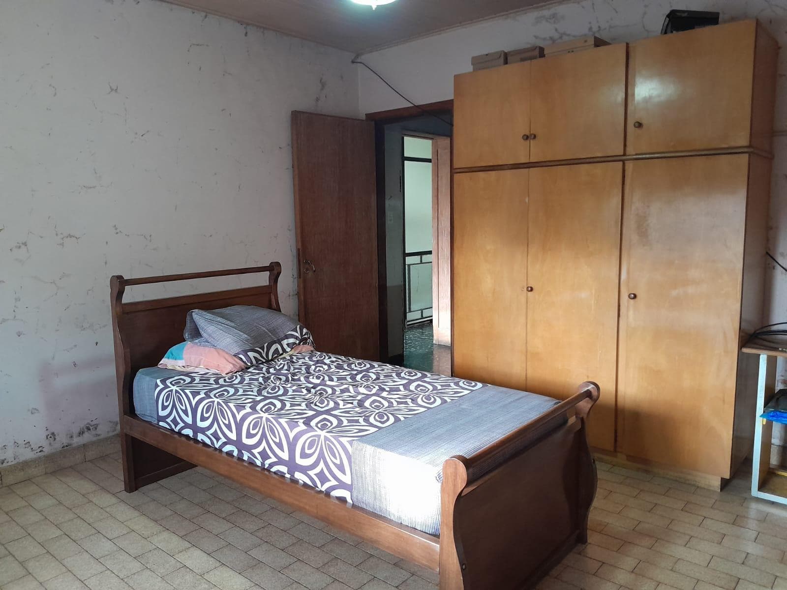 FOR SALE/TRADE - House - Ground-floor apartment - 4 bedrooms - Bella Vista, Rosario