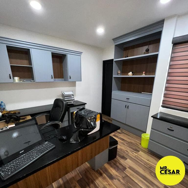 Modern office spaces for sale in Colonia Las Quintas