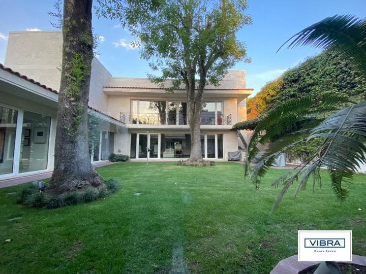 Magnificent home with a pool for sale in Lomas de Chapultepec, Mexico City