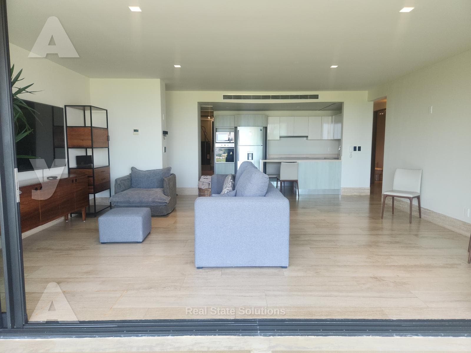 Apartment for Sale, 3 Bedrooms, FURNISHED, TV Room, Golf Course, Puerto Cancún.