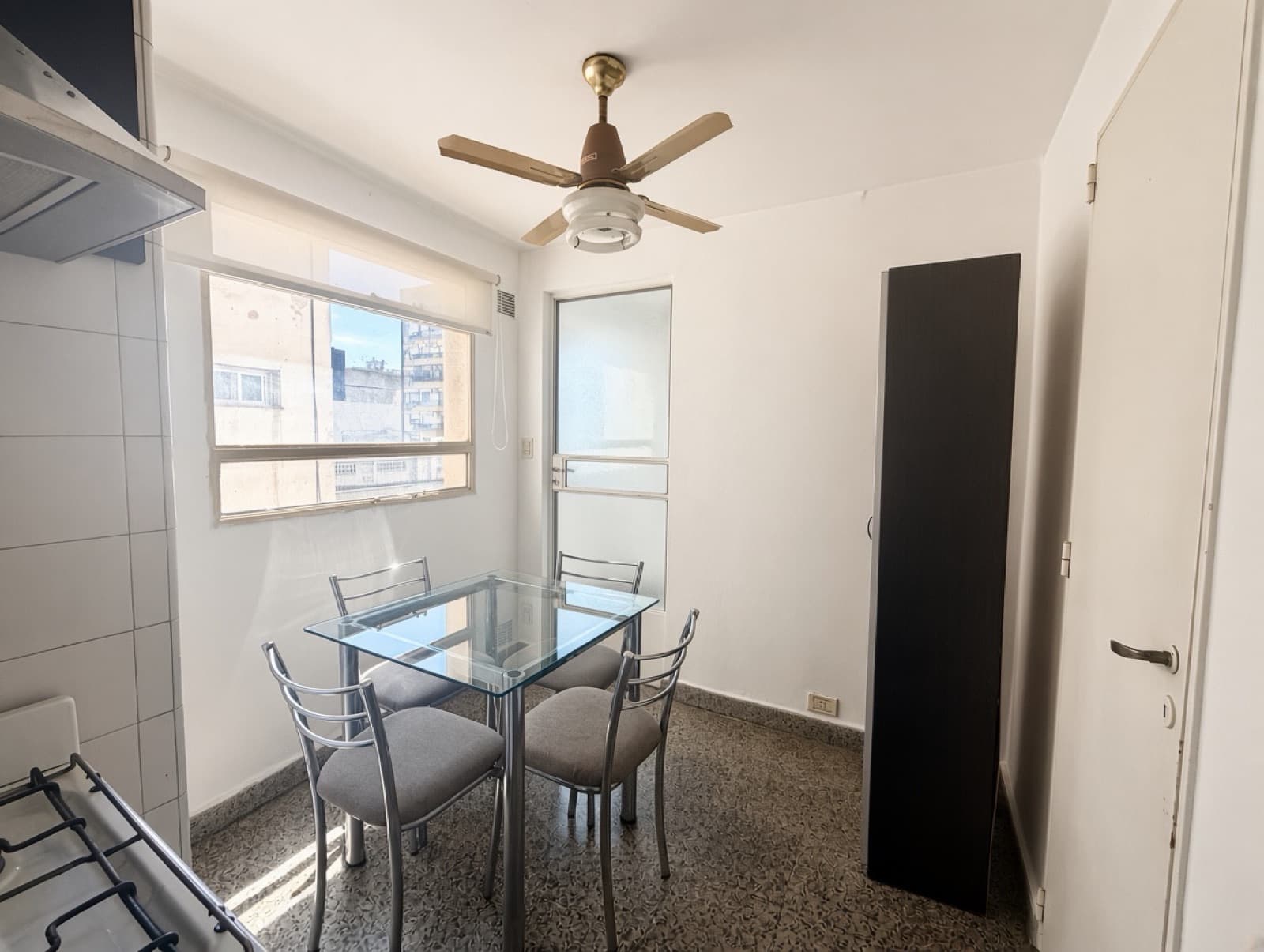 Departamento 2 Dormitorios con Balcón - Centro, Rosario