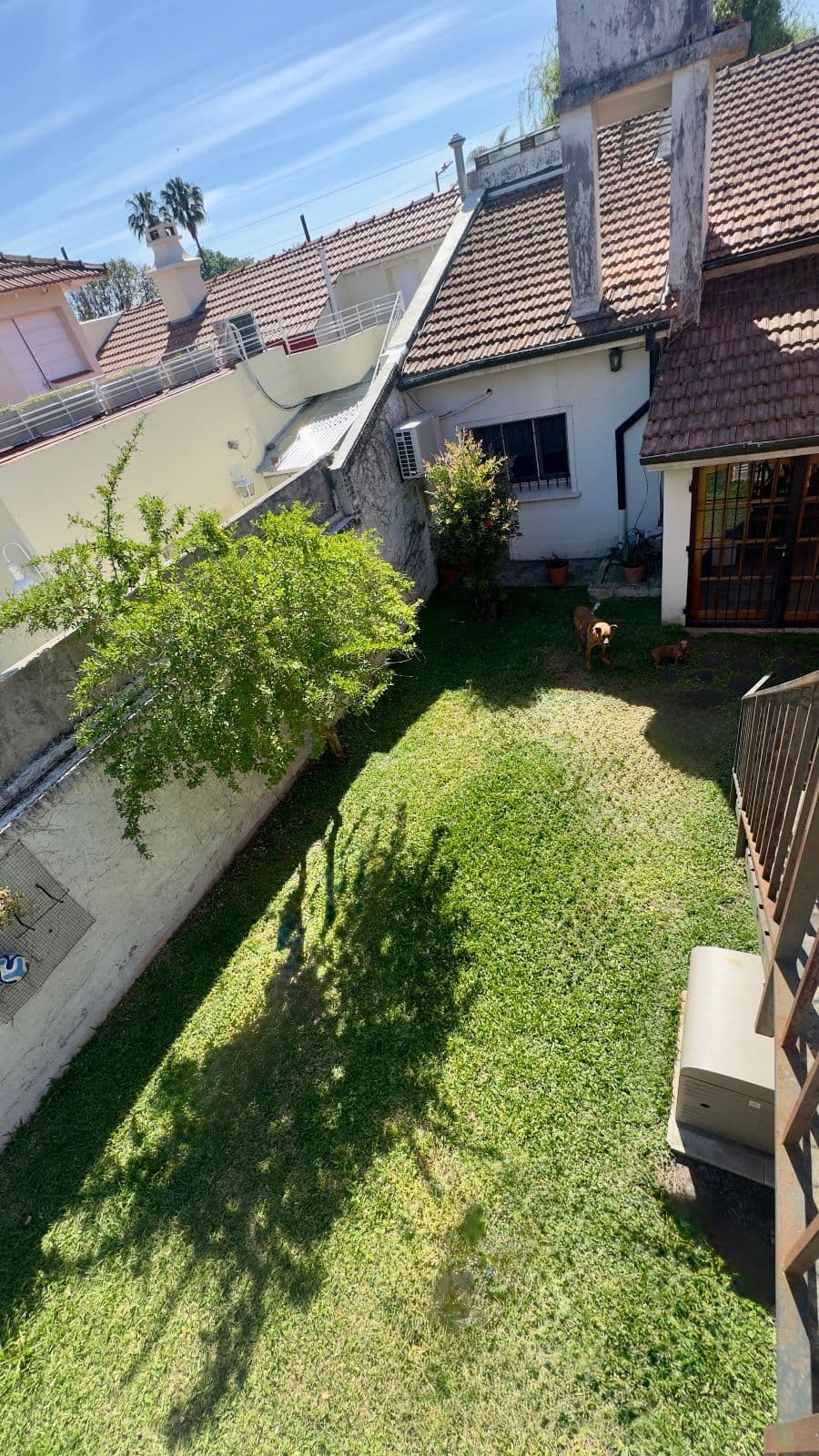 Casa de 5 ambientes en venta, Temperley.