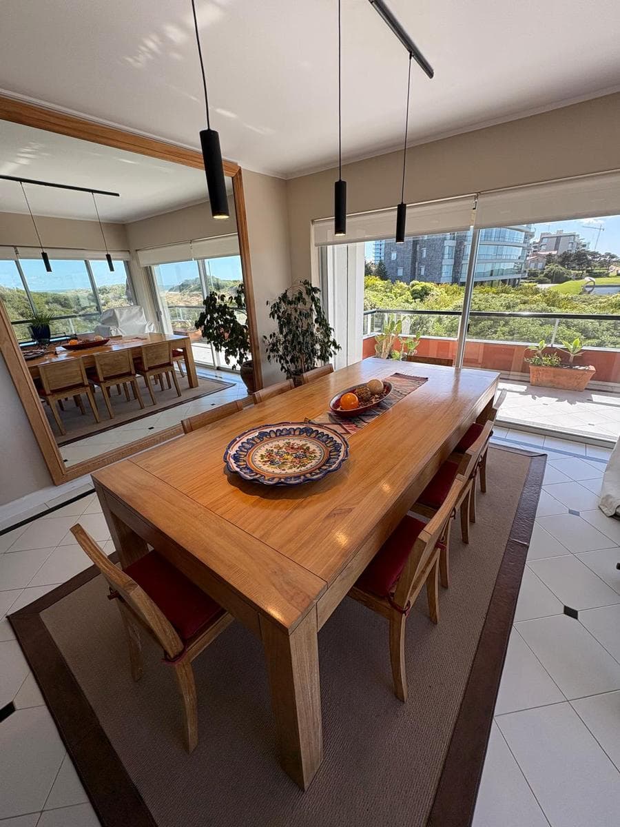 Punta del Este: Short-Term Rental Apartment in Aguas Azules I