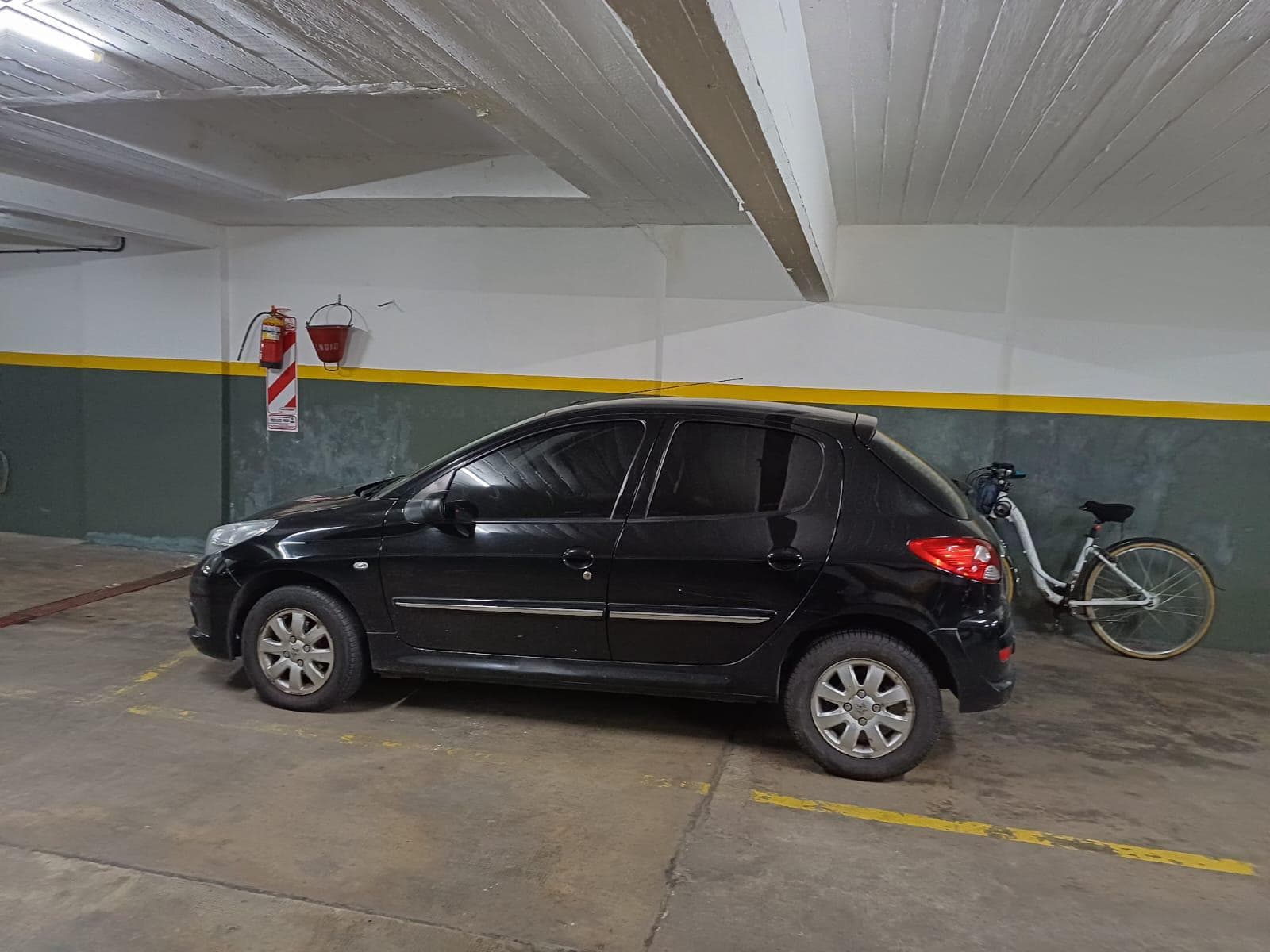 For Sale, Apartment, 2-room, Patio, Garage, Las Cañitas.