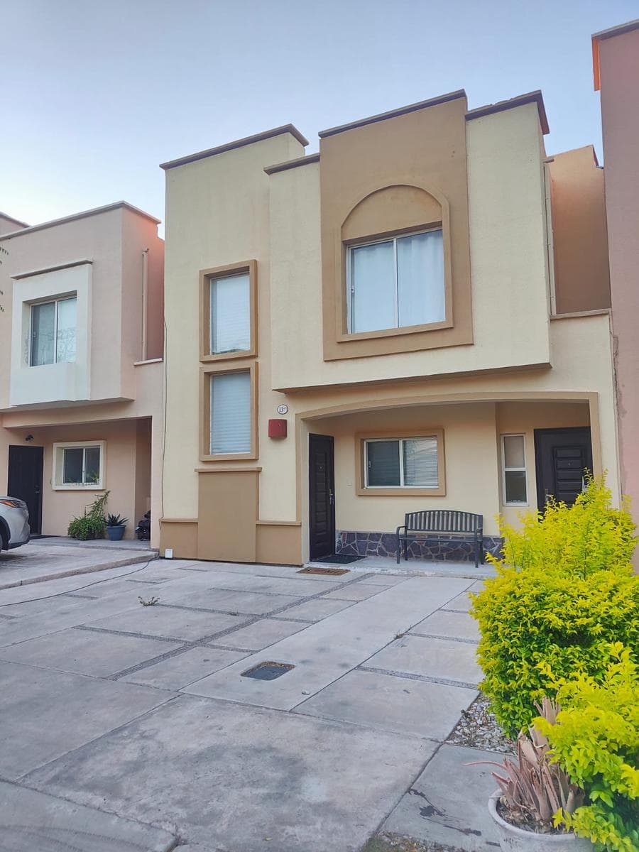House for Rent in Corceles Residencial