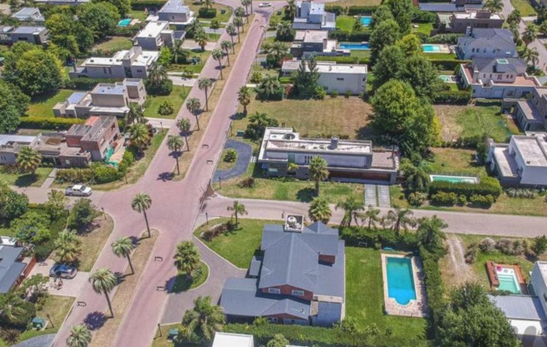 Lot - Miraflores (Funes Hills) - Trade - Corner Lot