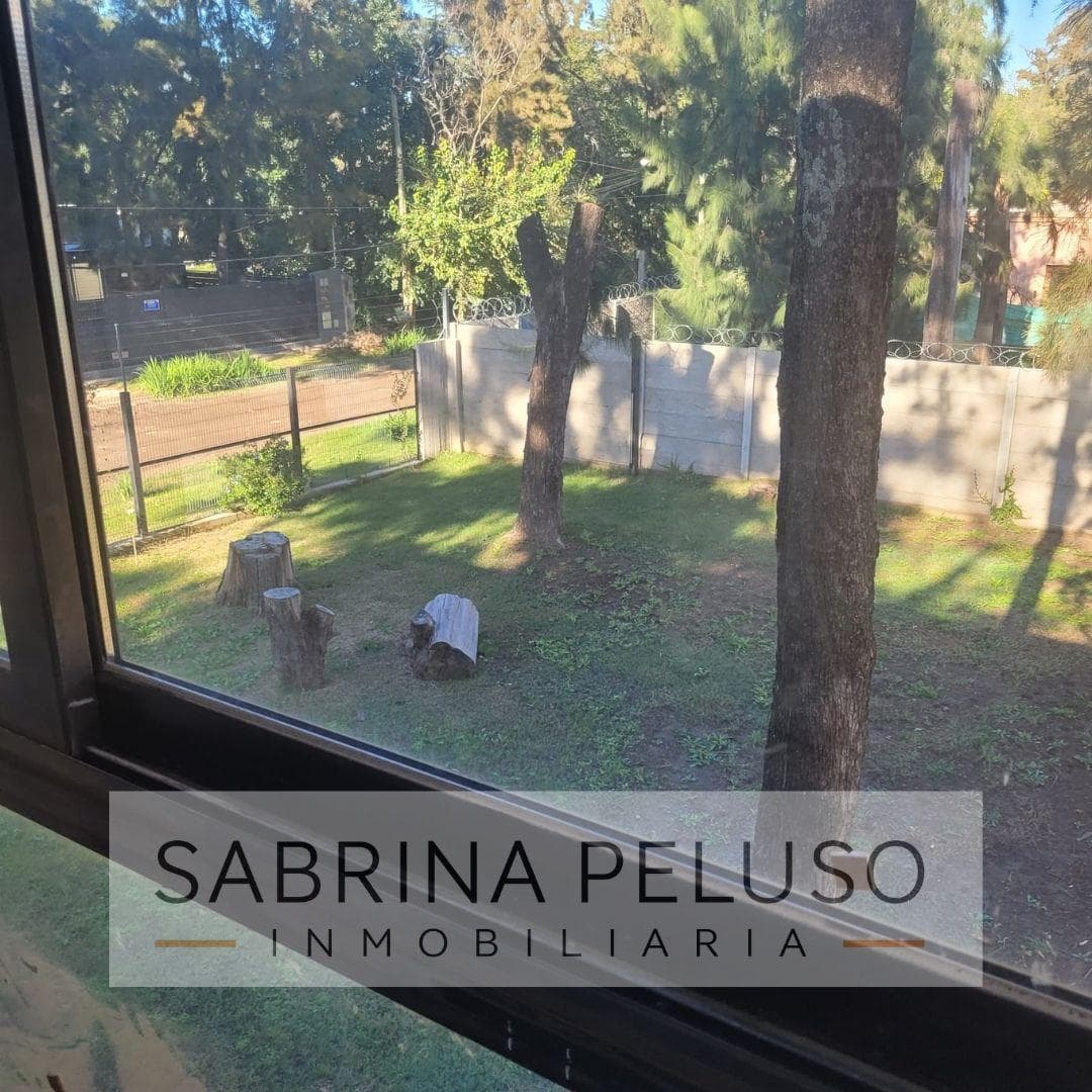 Minimalist 4-Bedroom House for Sale in the Altos del Monte Gated Community