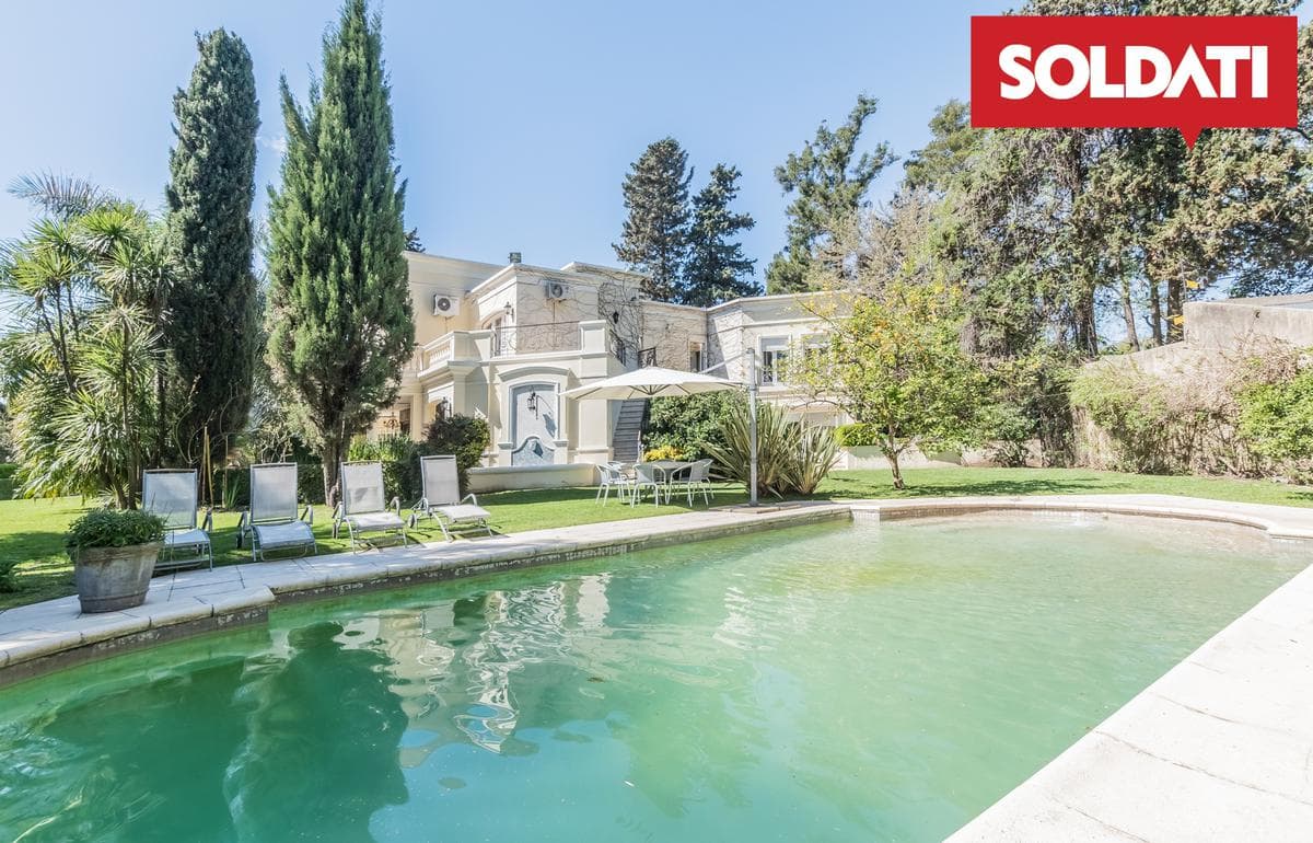 Excellent Dream Home with Garden and Pool - Boulogne - San Isidro