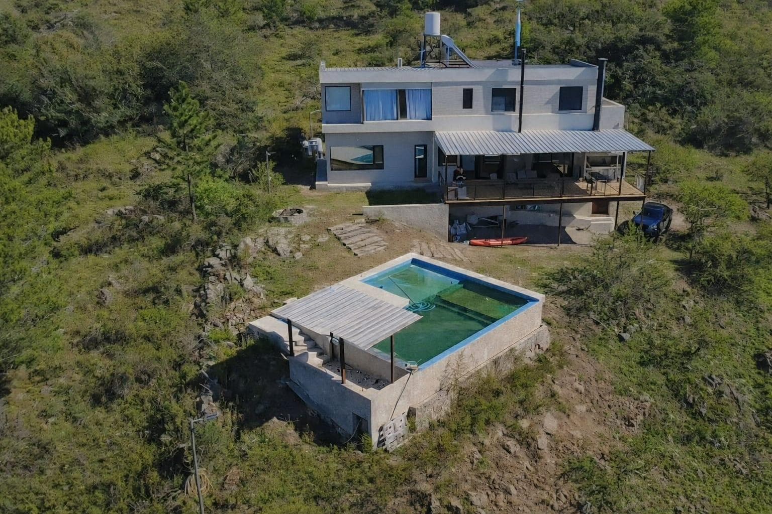 Oportunidad - Casa con Gran Terreno en Potrero de Garay