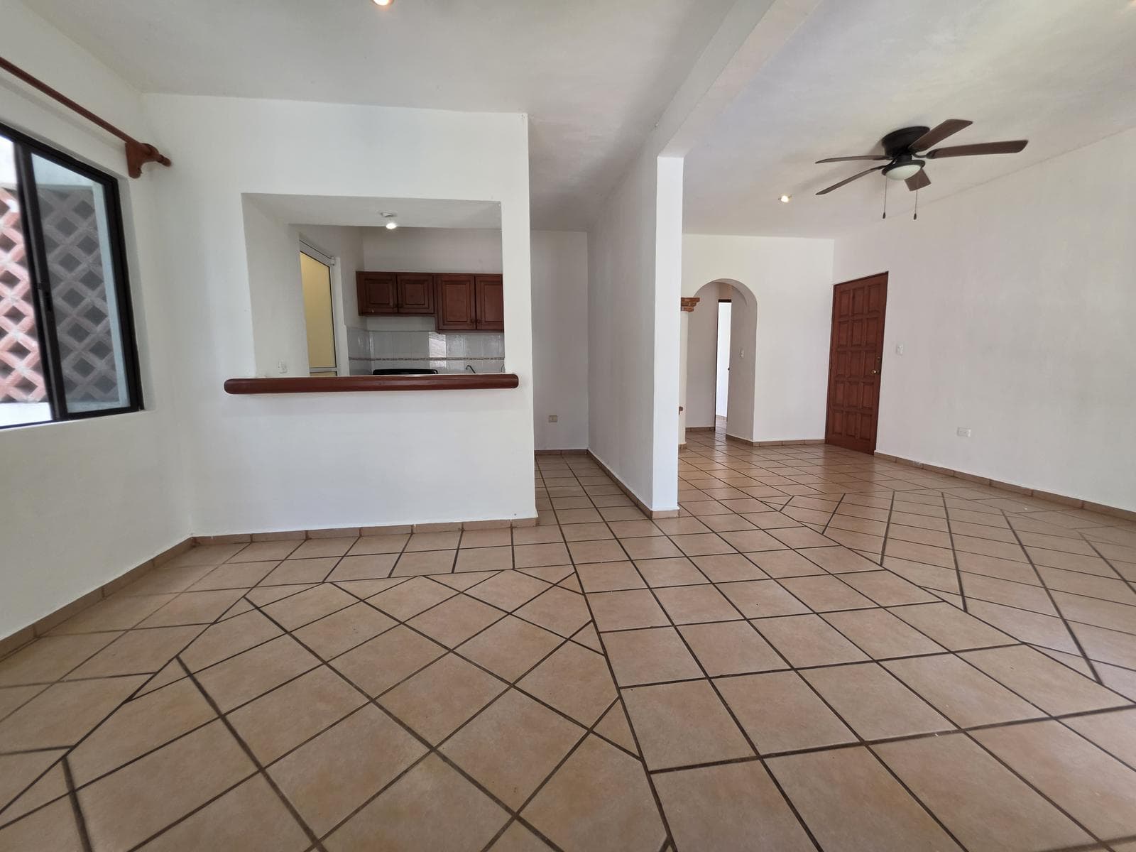 APARTMENT FOR RENT IN SM 17, 3 BEDROOMS