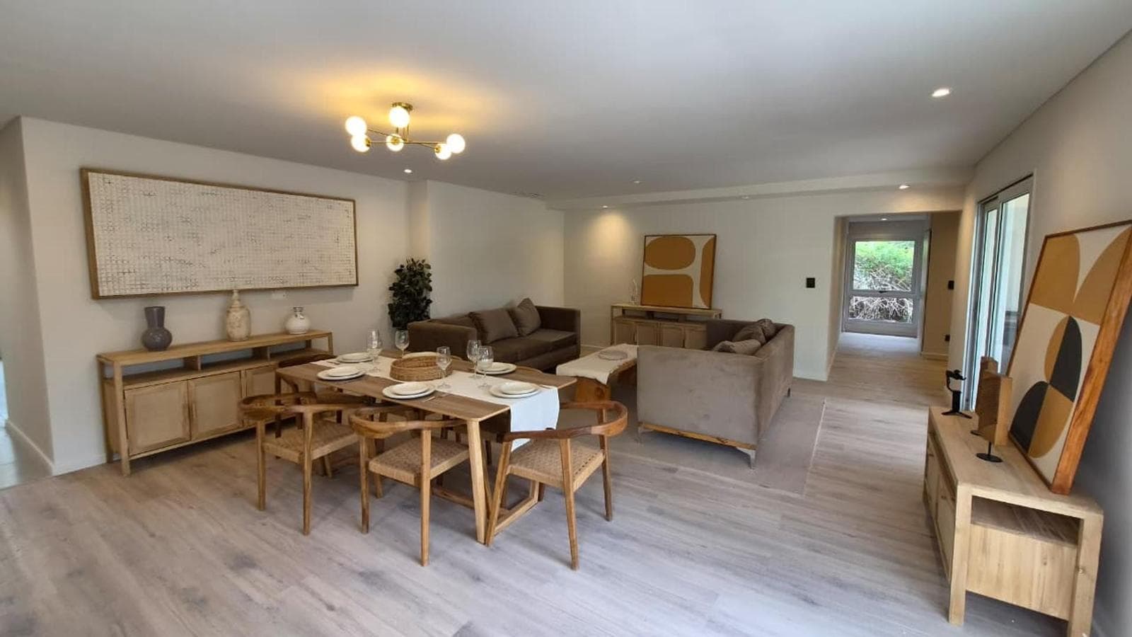 3-Bedroom House for Sale with Pool in Funes Hills, Miraflores