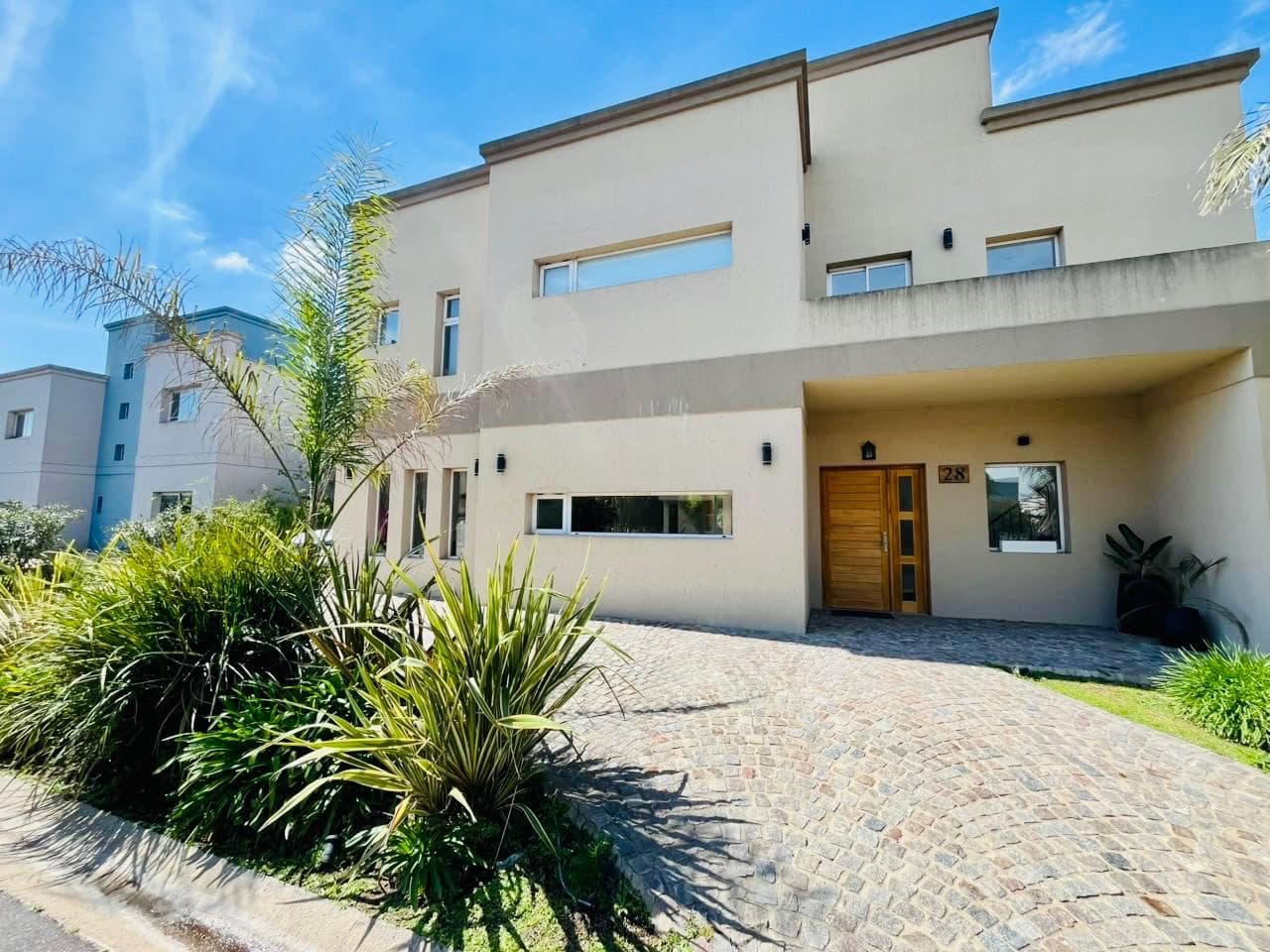 Casa en venta Casuarinas Premiium