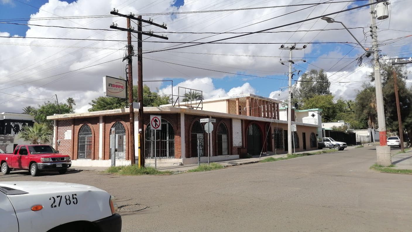 I am offering an investment opportunity for sale in downtown Hermosillo.