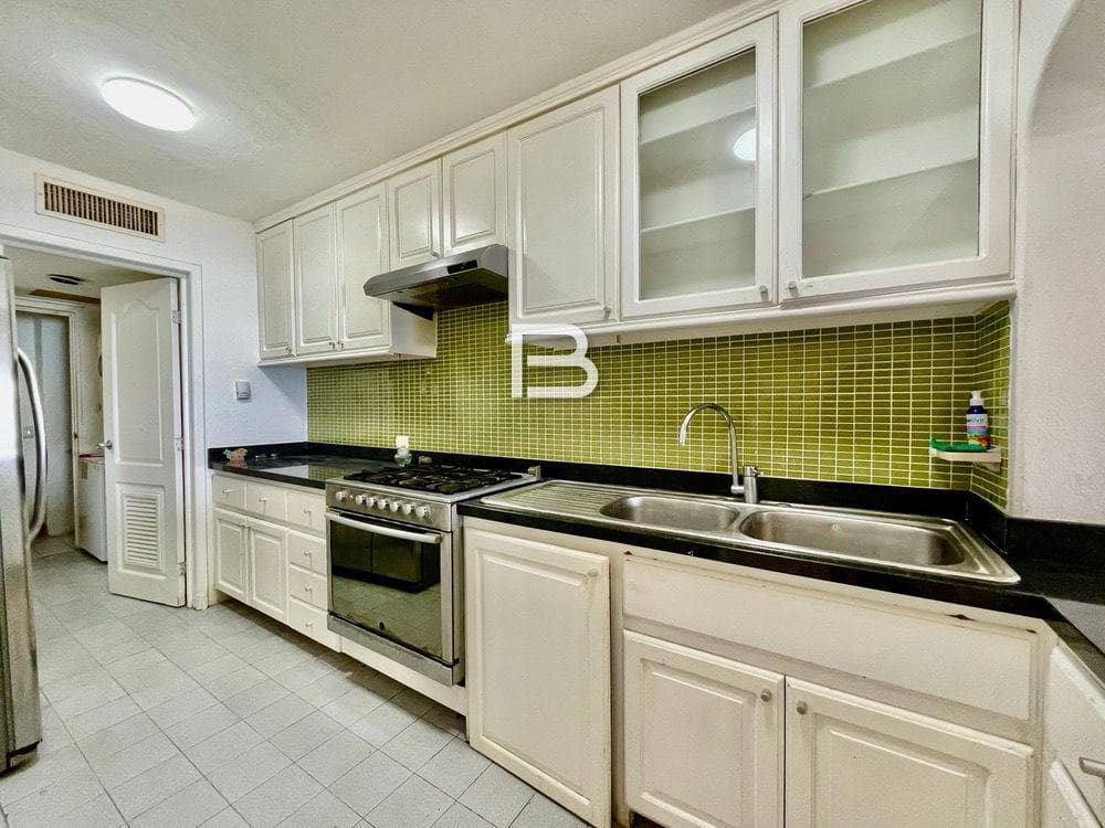 Unfurnished House for Rent in Isla Dorada