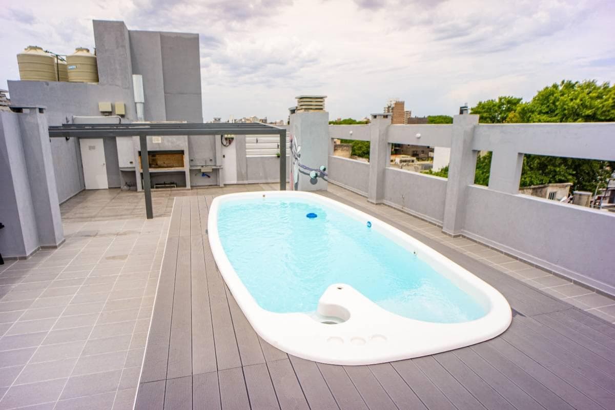 For Sale/Financing: Three-Bedroom Apartment with Amenities in Pichincha