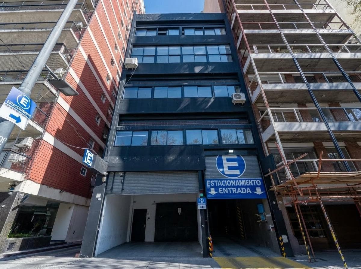 Edificio Comercial en Block