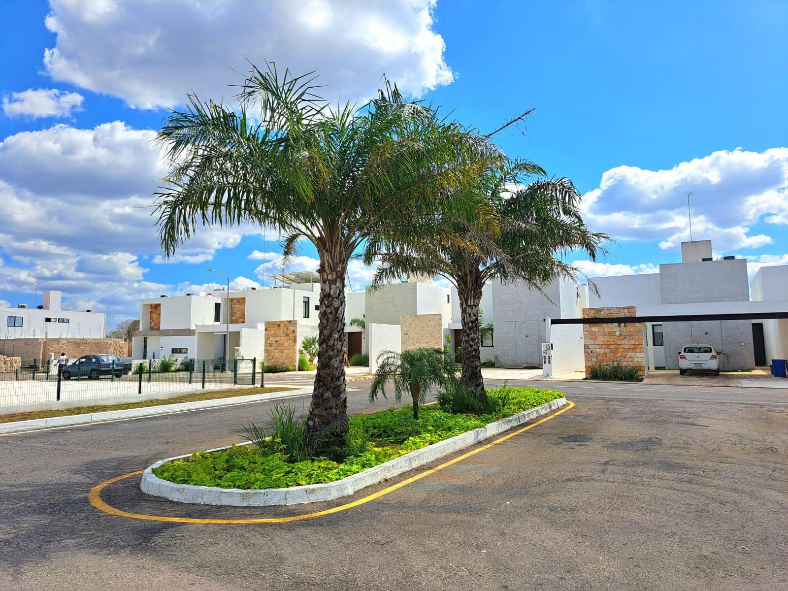 House for sale in Mérida, Yucatán, in Conkal on Privada Nadira.