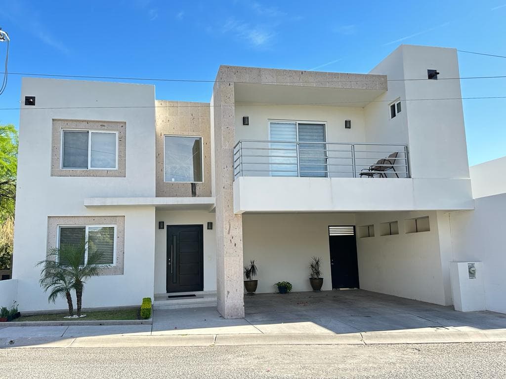 House for Sale in Obispos I