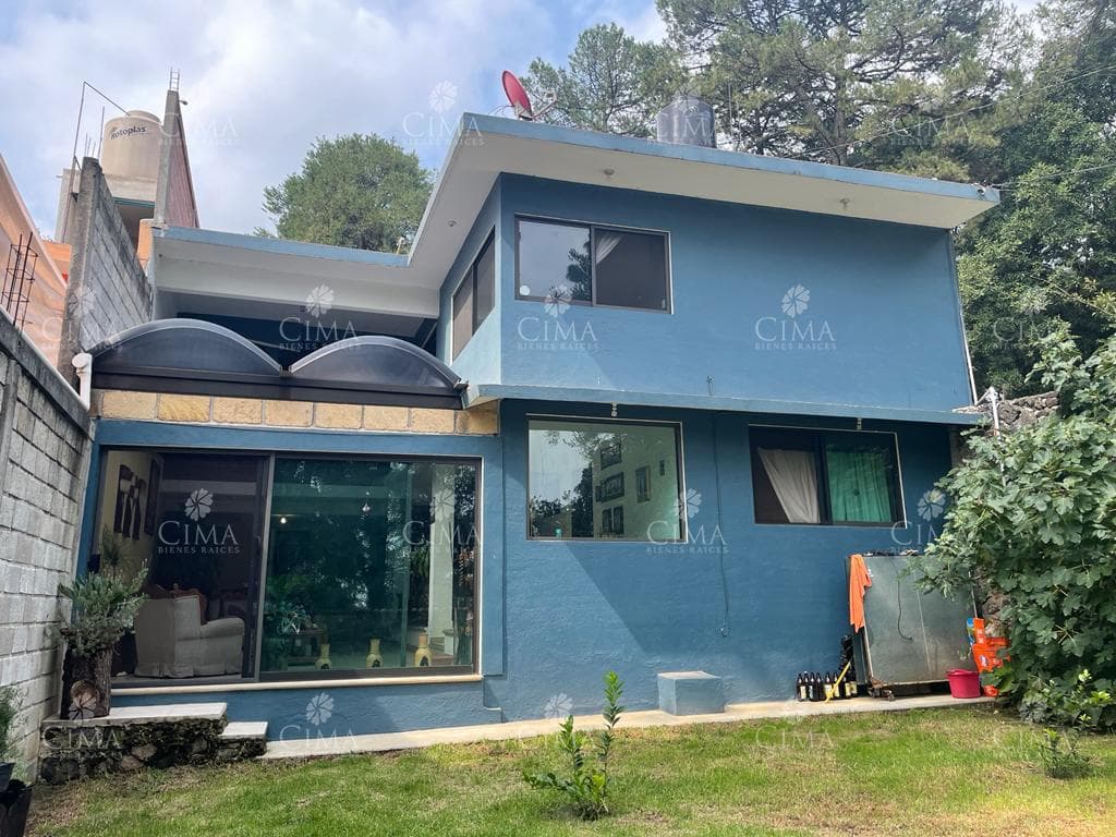 Venta casa en Fraccionamiento Monte Rubí Huitzilac - V258