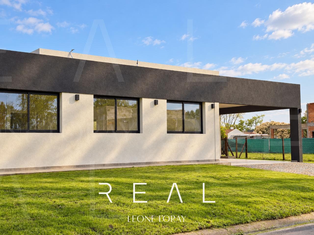 4-Bedroom House in the Santa Ines Neighborhood - Canning