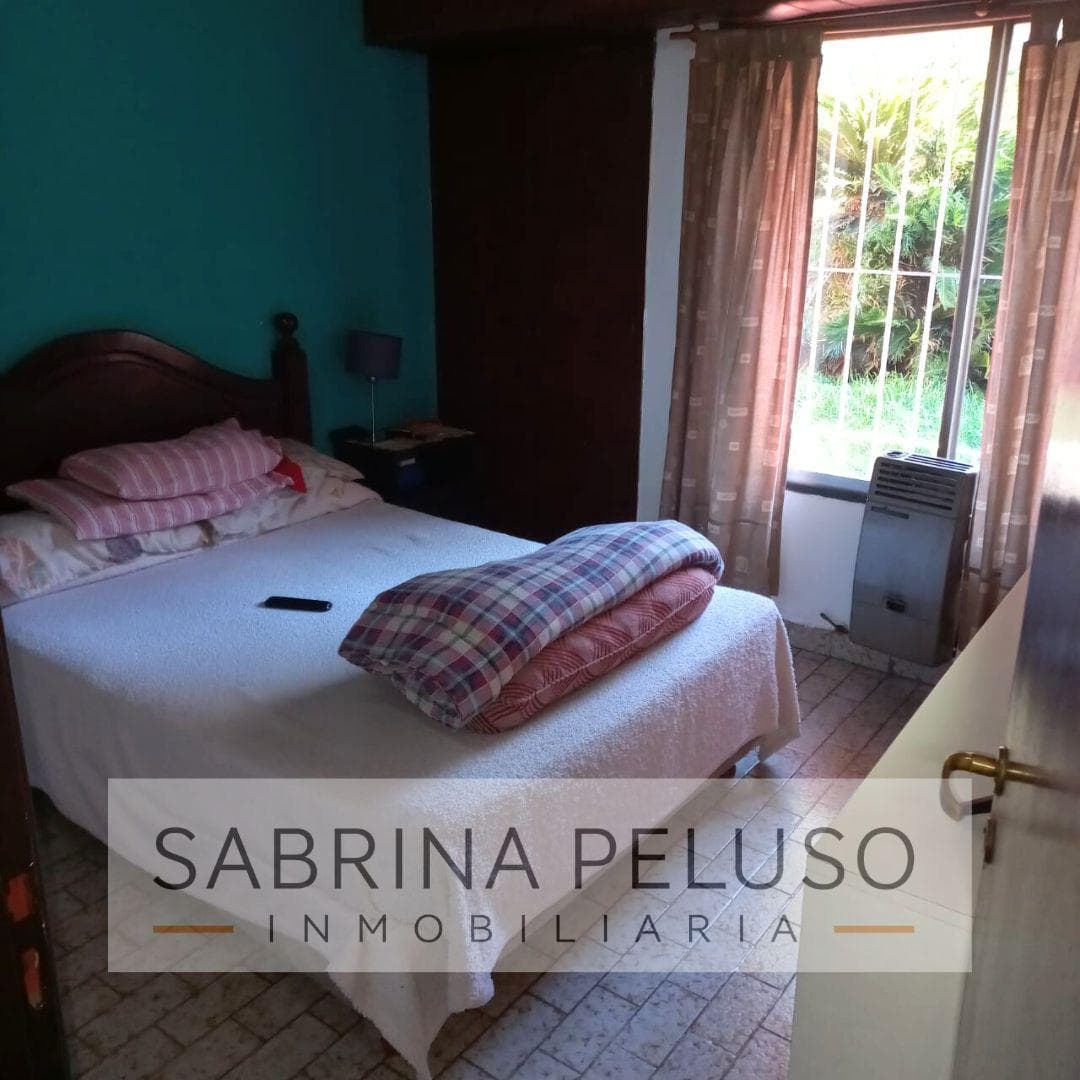Country House for Sale in La Reja