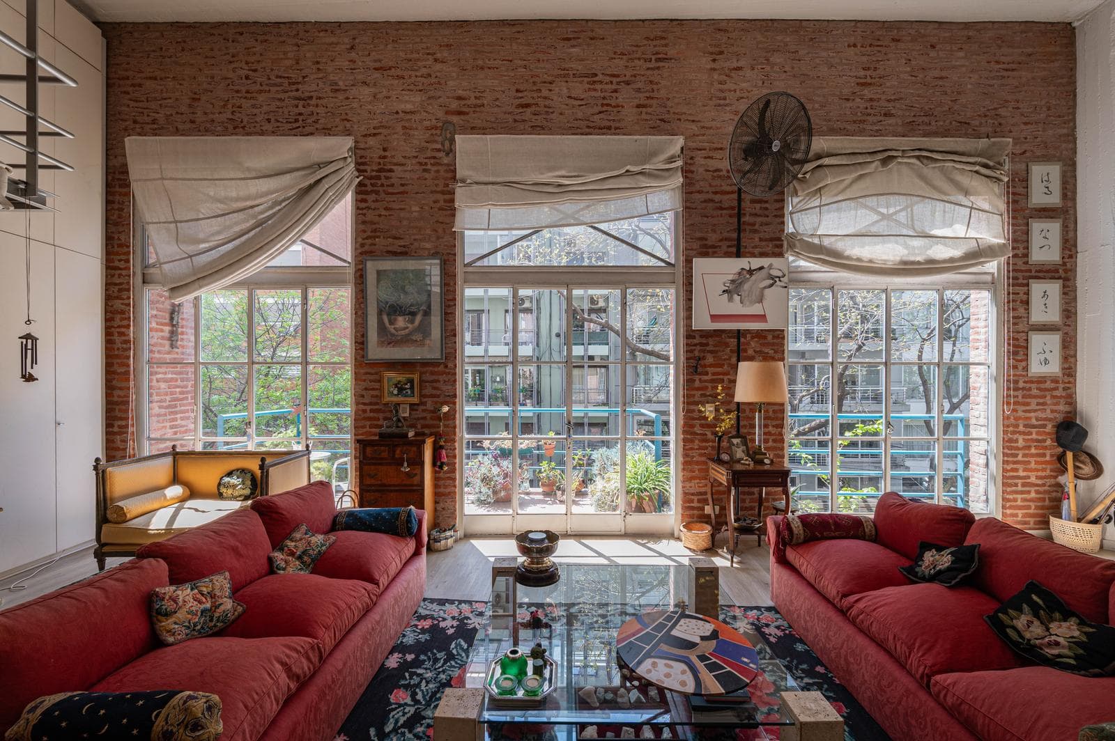 Large, sunny loft with a view and a private garage