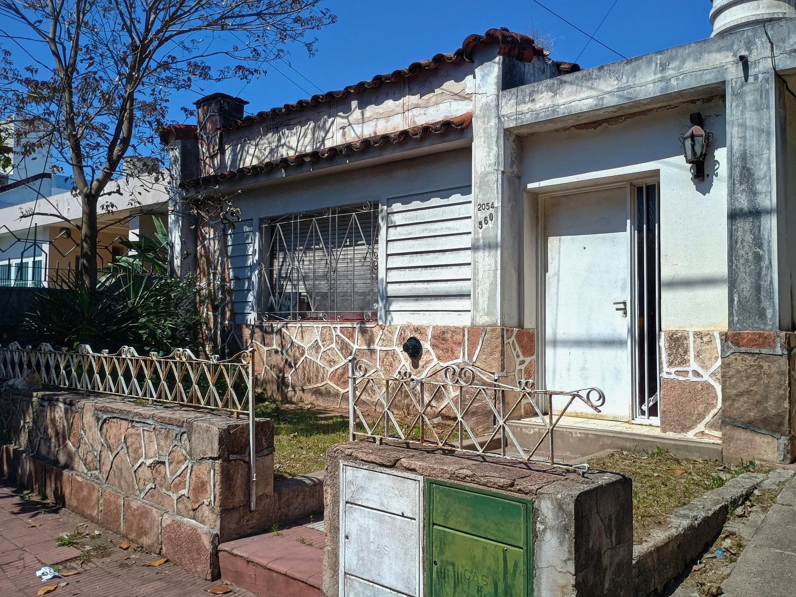 Casa en venta Villa Cabrera para RECICLAR